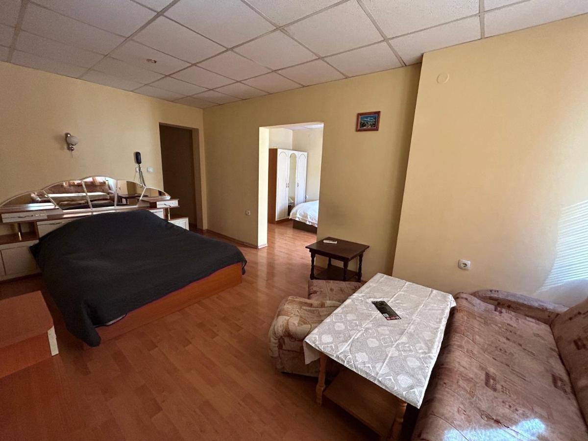 Hotel Rade 2 Vratsa 외부 사진