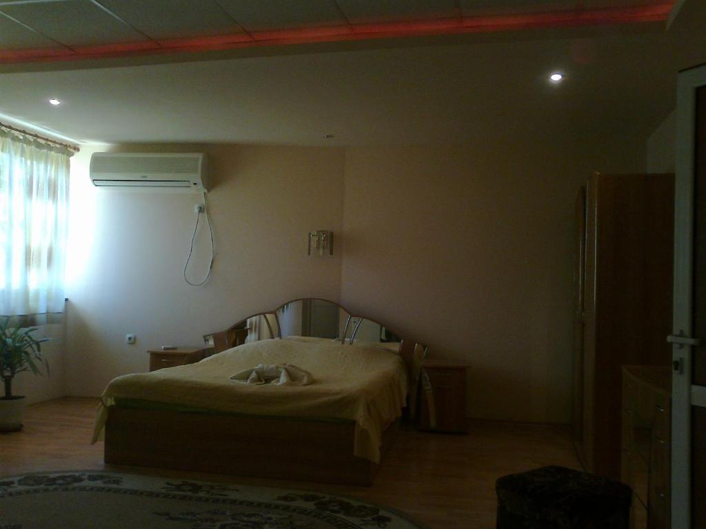 Hotel Rade 2 Vratsa 객실 사진